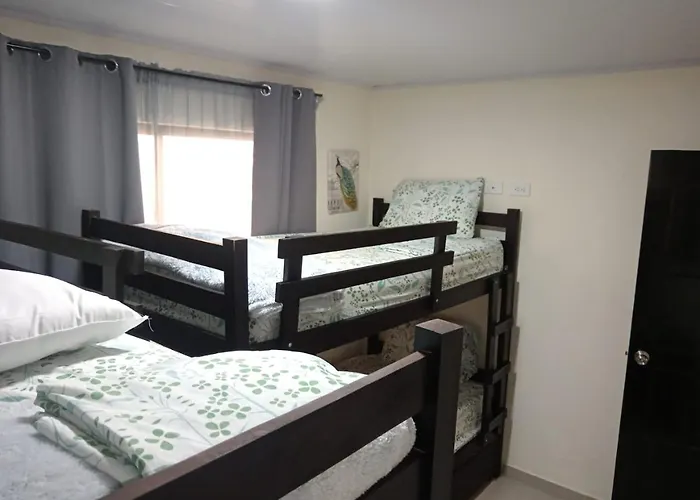 Apartamentos Ave Del Paraiso