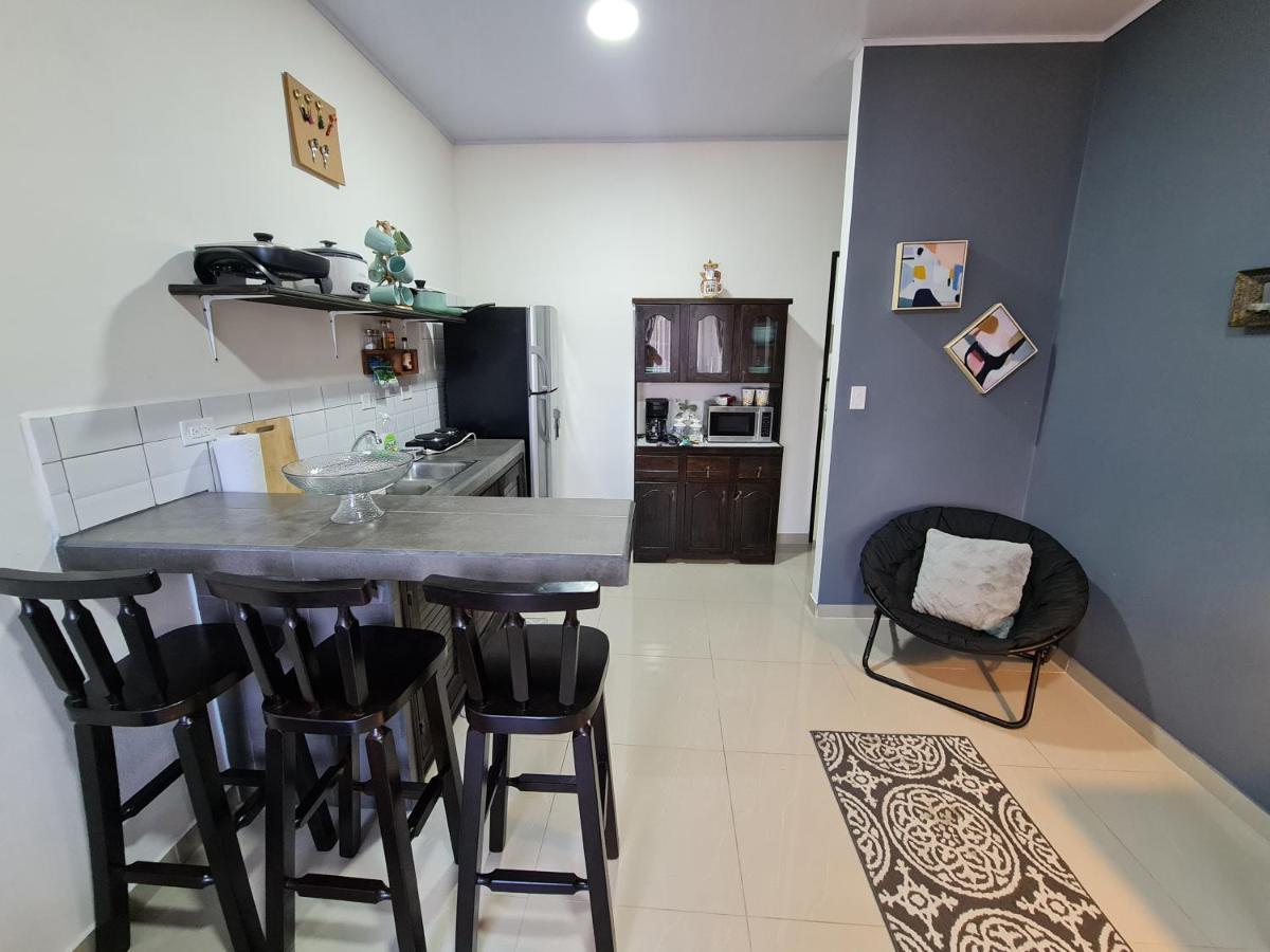 Ave Del Paraiso Apartment